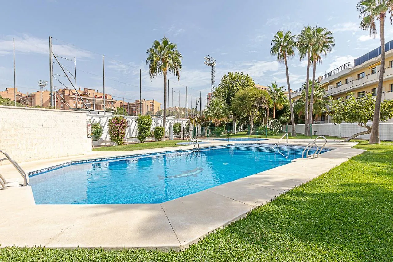 797 Holiday Rentals - Amplio Piso Para 4 En El Centro De Arroyo De La Miel 贝纳尔马德纳